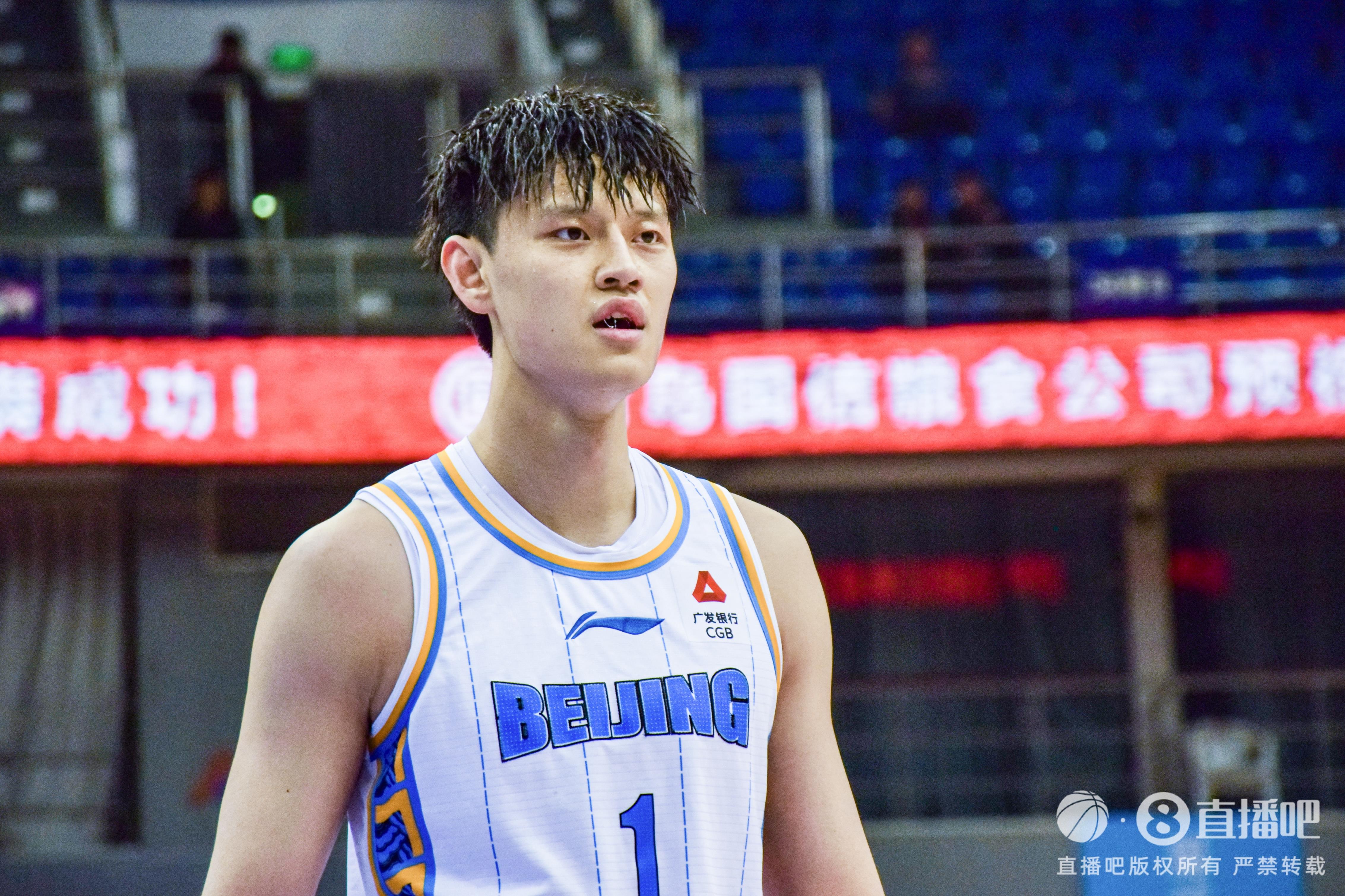 7次大帽相當炸裂！曾凡博替補砍16分7板7帽 大帽絕殺遼寧！